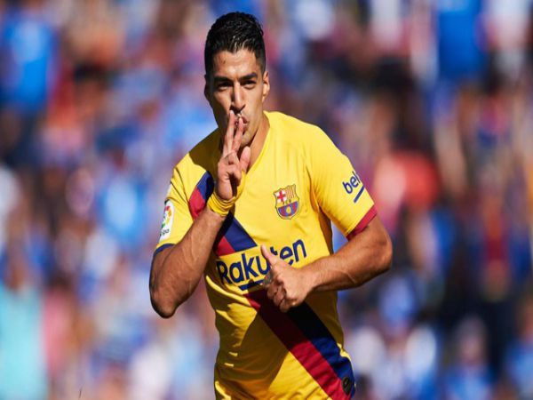 Chuyển nhượng sáng 22/9: Barca chấm dứt hợp đồng với Suarez