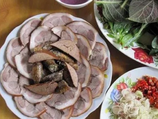 Nằm mơ thấy thịt chó có phải điềm xui xẻo sắp đến?