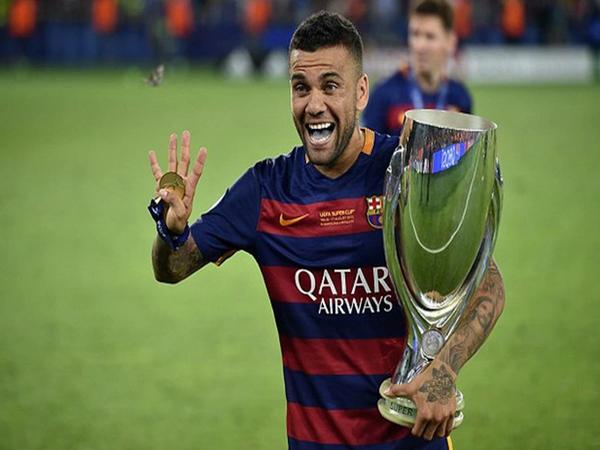 Top những hậu vệ Barca thi đấu hay nhất trong lịch sử
