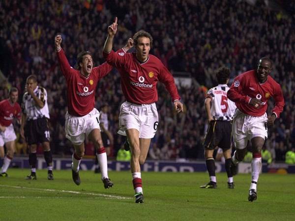 Tổng hợp số áo Blanc ở MU, Barca và các CLB từng thi đấu