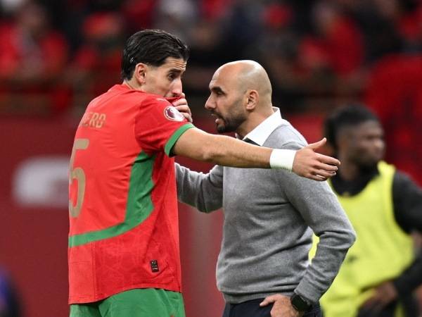 Nội bộ vững giúp Morocco vượt sức ép trận đấu